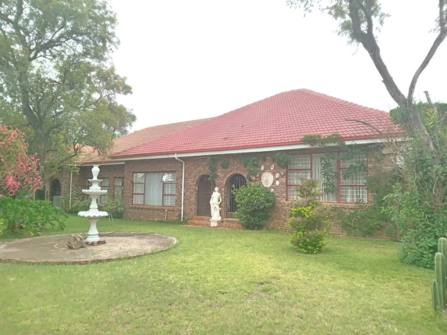 4 Bedroom Property for Sale in Bultfontein Free State